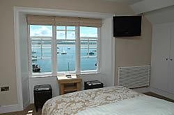 The Britannia Coaching Inn 애버디피 외부 사진