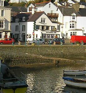 The Britannia Coaching Inn 애버디피 외부 사진