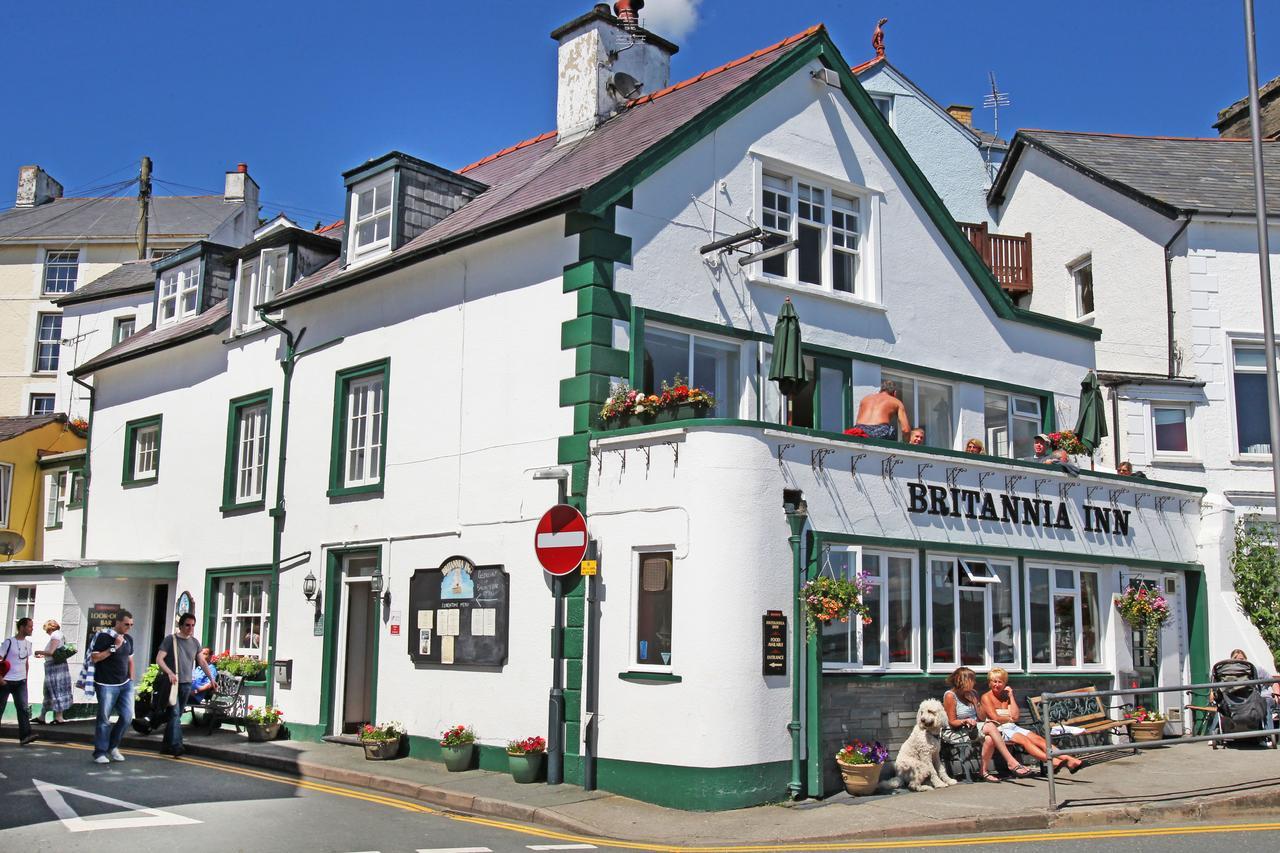 The Britannia Coaching Inn 애버디피 외부 사진